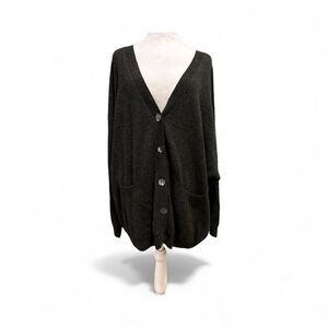 Elegant dark gray cashmere Button-Up Cardigan